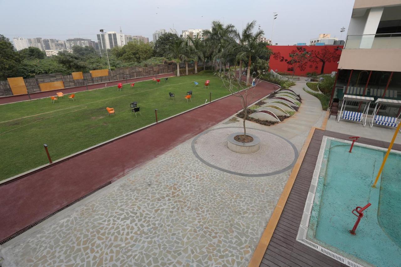 Hotel Ymca International Centre Ahmedabad Exterior foto